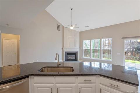 20809 Brinkley St, Cornelius, NC 28031 photo 12