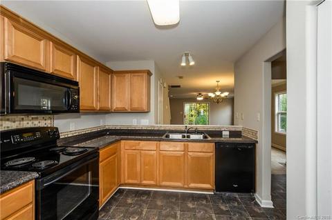 1002 Snake River Ct, Monroe, NC 28110 photo 2