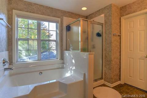 84 Walnut Crest Rd, Fletcher, NC 28732 photo 21