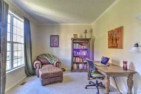 84 Walnut Crest Rd, Fletcher, NC 28732 photo 5