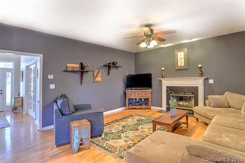 84 Walnut Crest Rd, Fletcher, NC 28732 photo 10