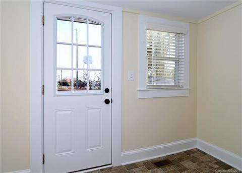 206 E 10th St, Kannapolis, NC 28083 photo 8