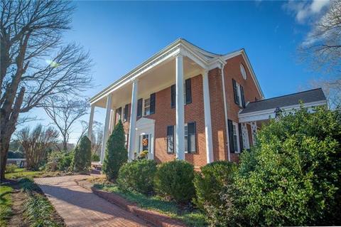 1105 E Union St, Morganton, NC 28655 photo 7