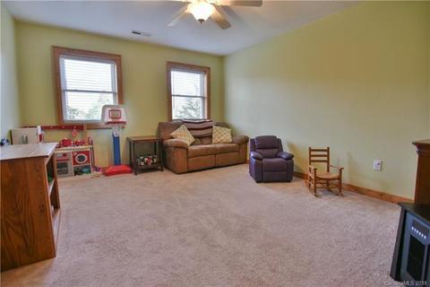 57 Dena Ln, Clyde, NC 28721 photo 16