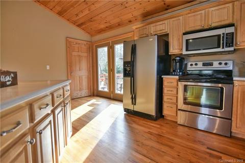 57 Dena Ln, Clyde, NC 28721 photo 5