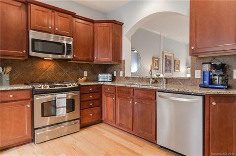 673 Sixth Baxter Xing, Fort Mill, SC 29708 photo 13