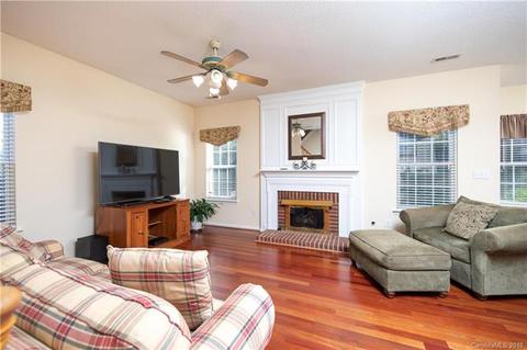 908 Cadogan Ct, Fort Mill, SC 29708 photo 7