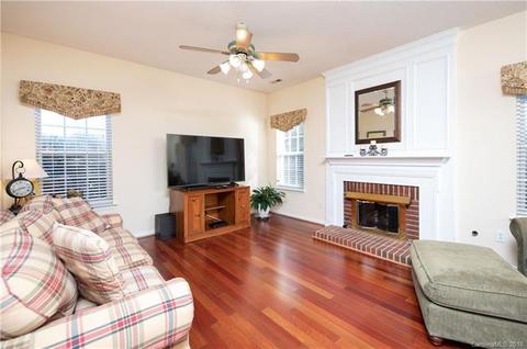 908 Cadogan Ct, Fort Mill, SC 29708 photo 6