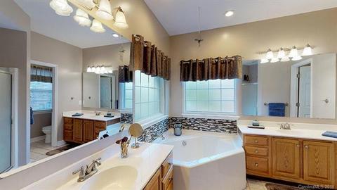 913 Houston Dr, Monroe, NC 28110 photo 12
