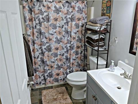 4207 Forest Point Dr, Hickory, NC 28602 photo 16
