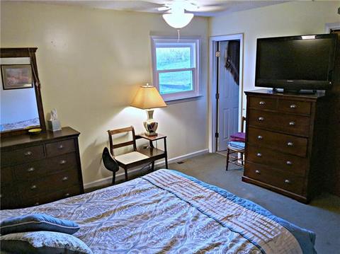 4207 Forest Point Dr, Hickory, NC 28602 photo 9