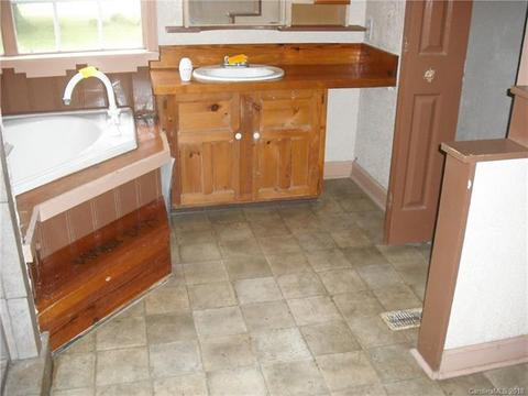 802 Bruce Thomas Rd, Monroe, NC 28112 photo 6
