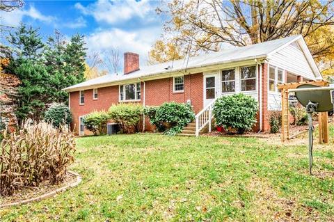 127 Meadowbrook Ln, Davidson, NC 28036 photo 4