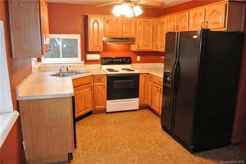 75 Lower Thomas Branch Rd, Marshall, NC 28753 photo 6
