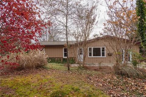 435 Hogsed Rd, Brevard, NC 28712 photo 1