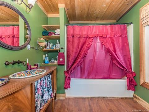 938 Haven Dr, Saluda, NC 28773 photo 13