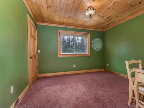 938 Haven Dr, Saluda, NC 28773 photo 14