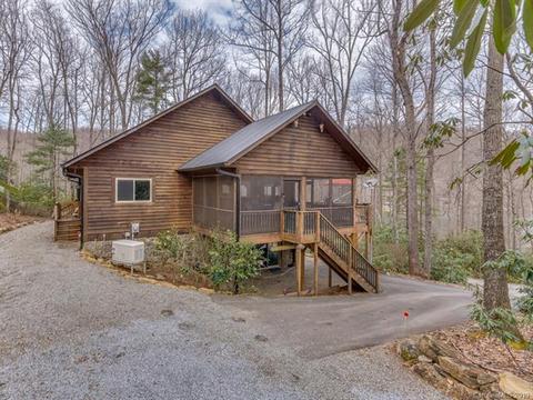 938 Haven Dr, Saluda, NC 28773 photo 2