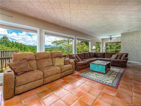 261 Ridgeview Rd, Spruce Pine, NC 28777 photo 4
