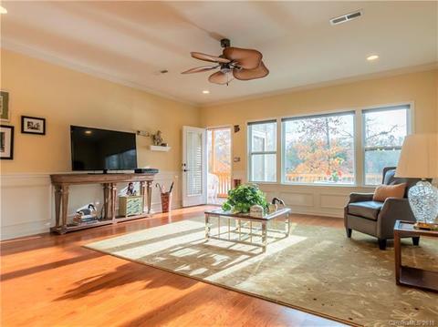 30126 Turtle Point Ct, Lancaster, SC 29720 photo 4