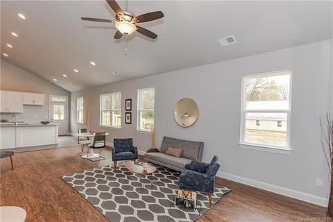3910 Sofley Rd, Charlotte, NC 28206 photo 7