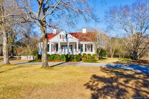 2297 Douglas Rd, Lancaster, SC 29720 photo 1
