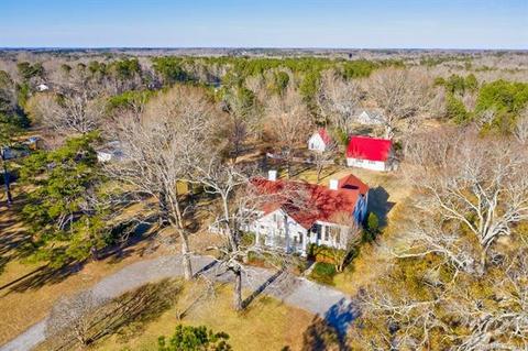 2297 Douglas Rd, Lancaster, SC 29720 photo 2