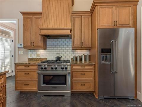 498 Red Fox Cir, Tryon, NC 28782 photo 7