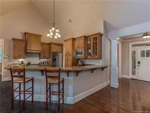 498 Red Fox Cir, Tryon, NC 28782 photo 10