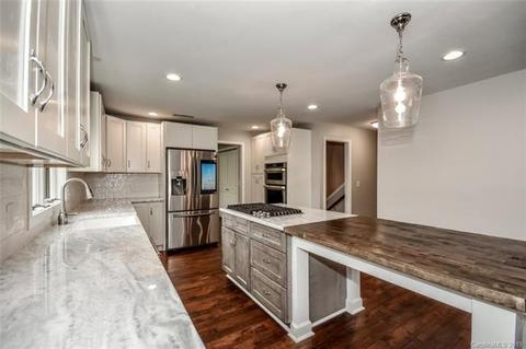 2436 Cassidy Dr, Davidson, NC 28036 photo 2