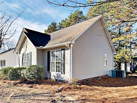 1557 Shepard St, Kannapolis, NC 28083 photo 2