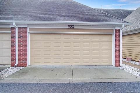 1009 Central Park Cir, Davidson, NC 28036 photo 5