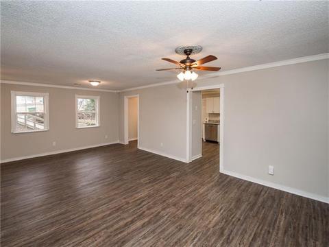 721 2nd St, Conover, NC 28613 photo 4