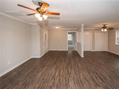 721 2nd St, Conover, NC 28613 photo 2