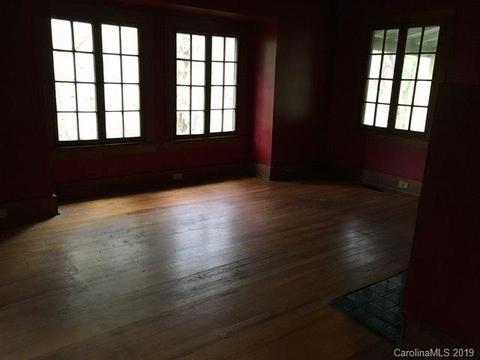 201 Payne St, Tryon, NC 28782 photo 3