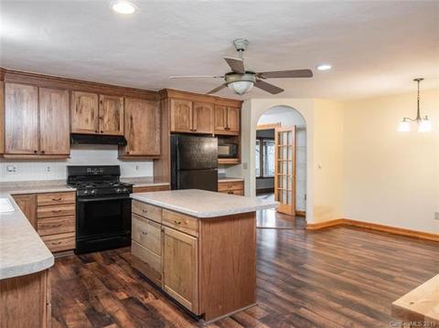 38 Weldon Way, Fairview, NC 28730 photo 11
