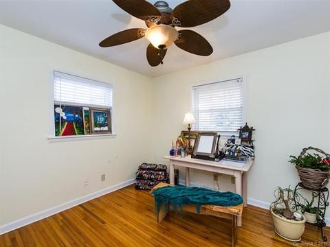 624 E John St, Matthews, NC 28105 photo 16