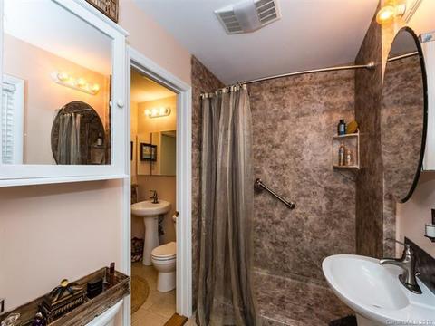 624 E John St, Matthews, NC 28105 photo 15