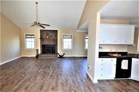 3228 Monte Dr, Monroe, NC 28110 photo 5