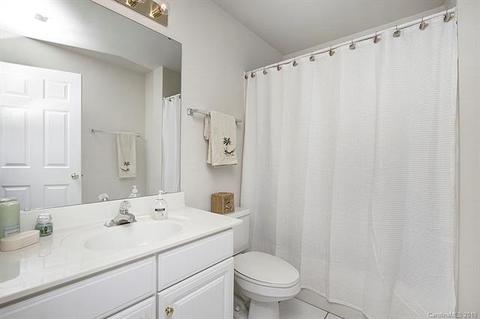 2425 Windsor Chase Dr, Matthews, NC 28105 photo 22