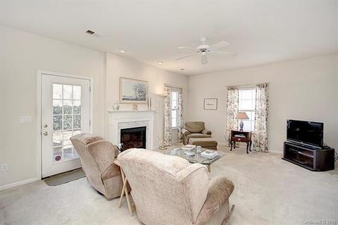 2425 Windsor Chase Dr, Matthews, NC 28105 photo 12