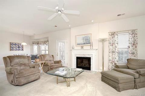 2425 Windsor Chase Dr, Matthews, NC 28105 photo 11