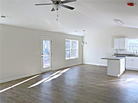 1105 Atherstone St, Conover, NC 28613 photo 2