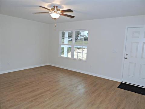 1107 Atherstone St, Conover, NC 28613 photo 2