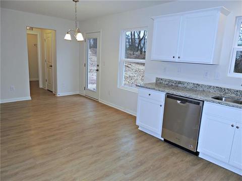 1107 Atherstone St, Conover, NC 28613 photo 9