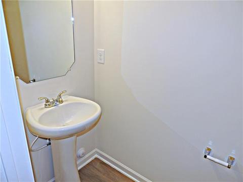 1107 Atherstone St, Conover, NC 28613 photo 10