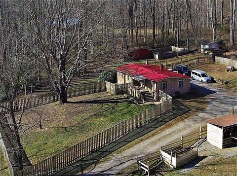 1005 Monteith Branch Rd, Sylva, NC 28779 photo 1