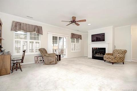 407 Garnet Ct, Fort Mill, SC 29708 photo 9