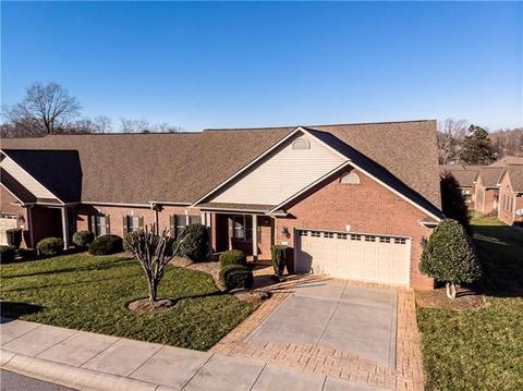 808 3rd St, Conover, NC 28613 photo 1