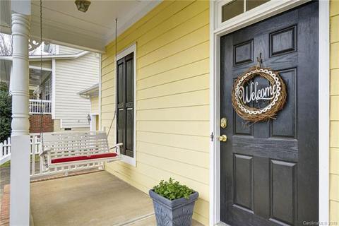 211 Fairview Ln, Davidson, NC 28036 photo 2